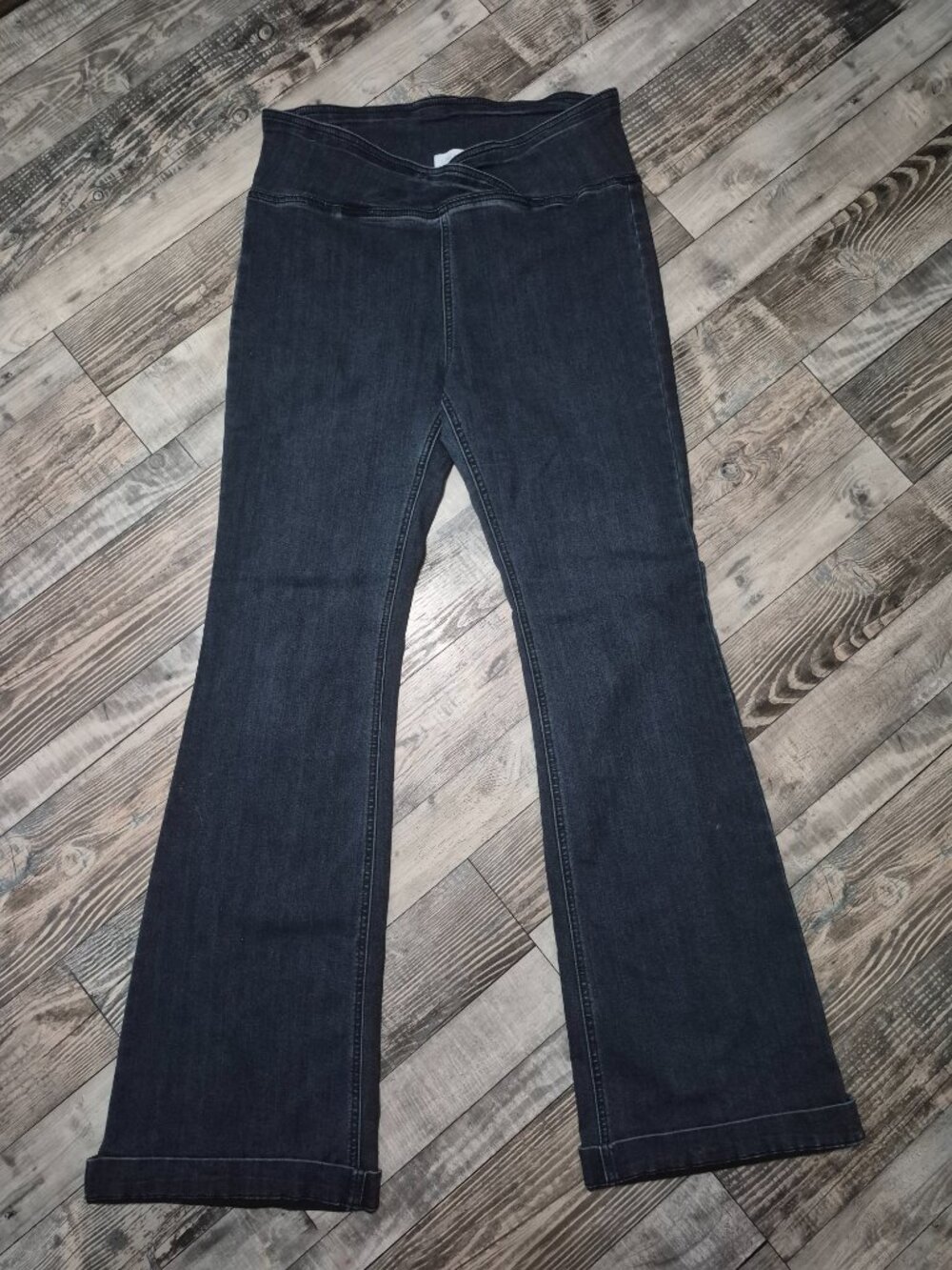 Lime Lush Stretchy V-Wrap Flare Jeans Size Large